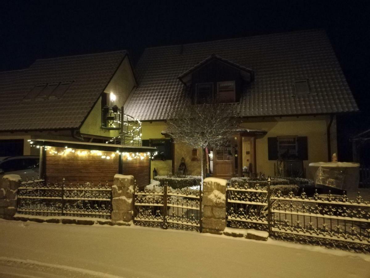 Sweet Home Suite Hallerndorf Esterno foto